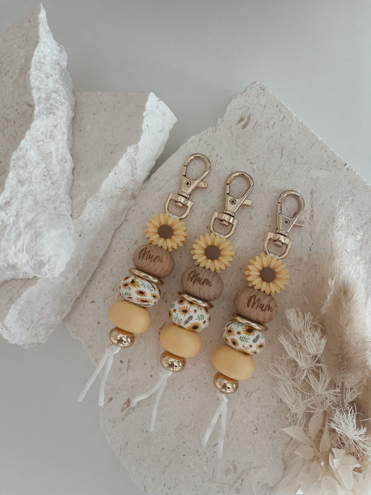 Sunflower Daisy Keychain “Mum”