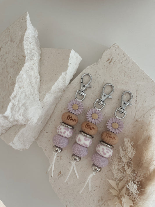 Lilac Daisy Leopard Keychain “Mum”